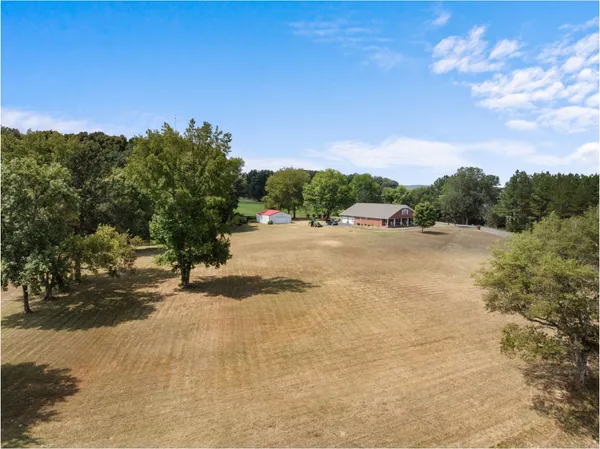 $650,000 | 9691 Hardin Graveyard Road, Morris Chapel, TN 38361