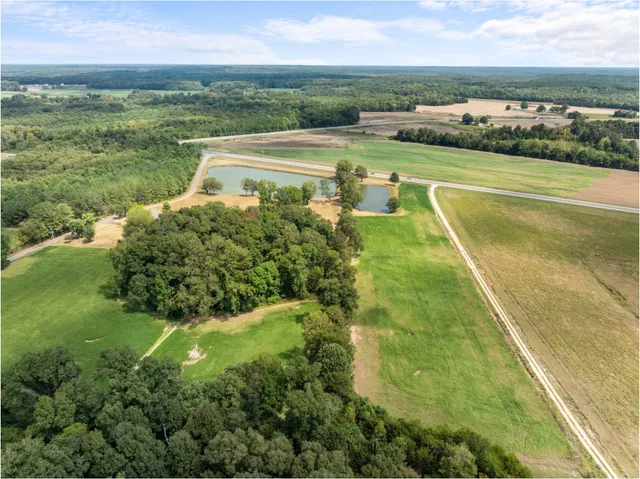 $650,000 | 9691 Hardin Graveyard Road, Morris Chapel, TN 38361