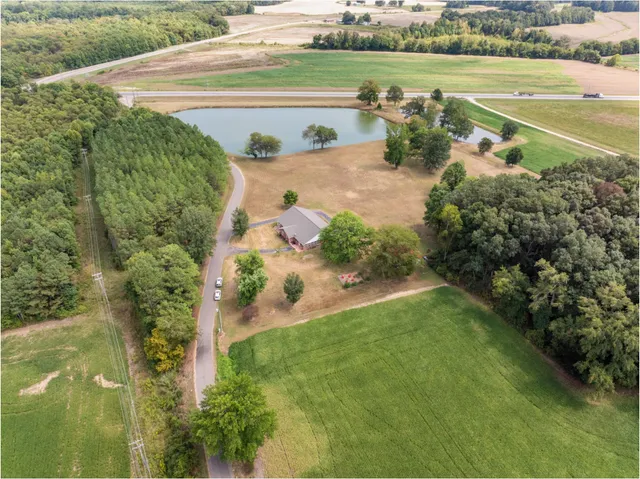 $650,000 | 9691 Hardin Graveyard Road, Morris Chapel, TN 38361
