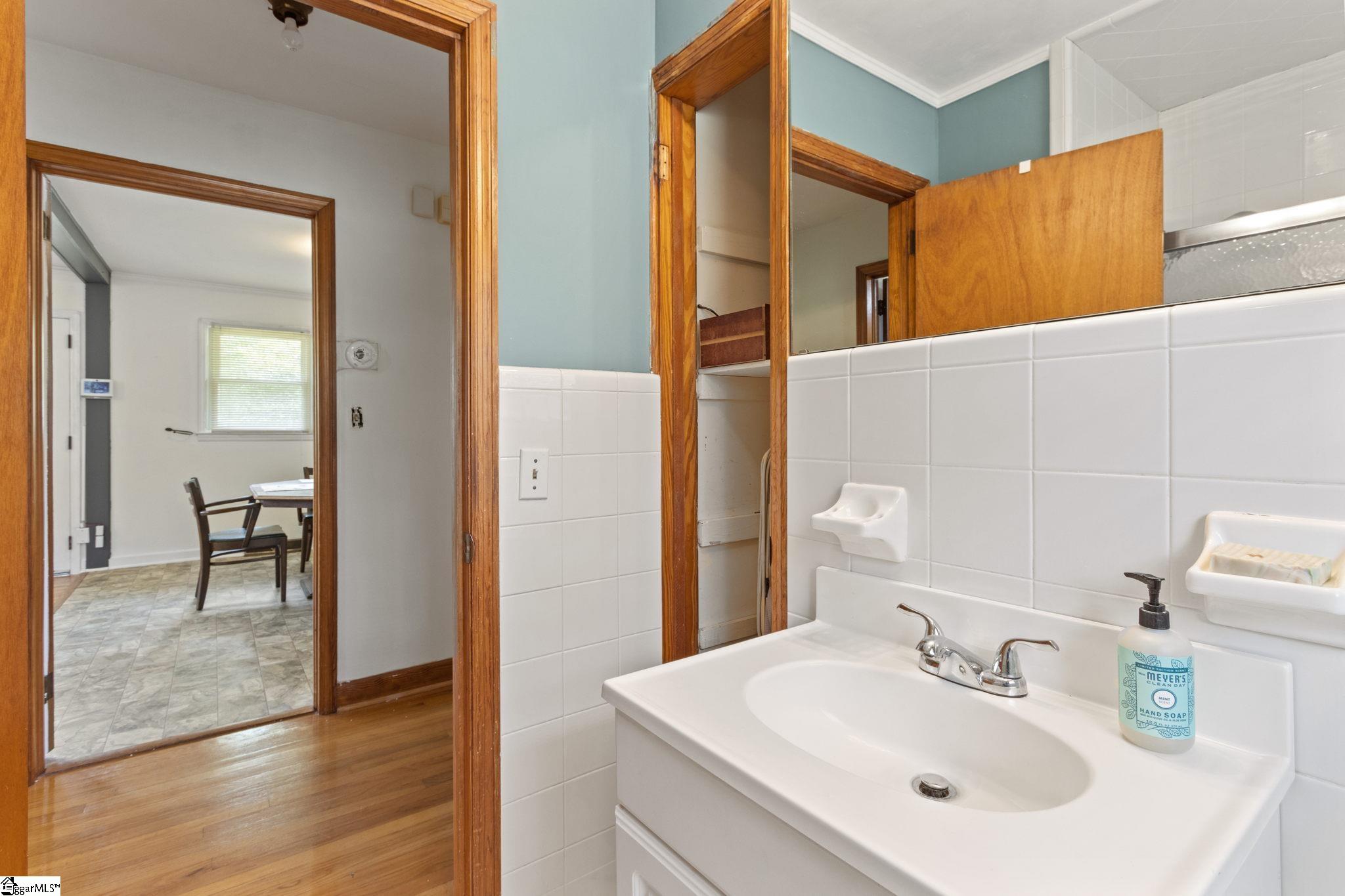 152 Old Locust Hill Road Taylors, SC 29687 - Photo 25 of 36