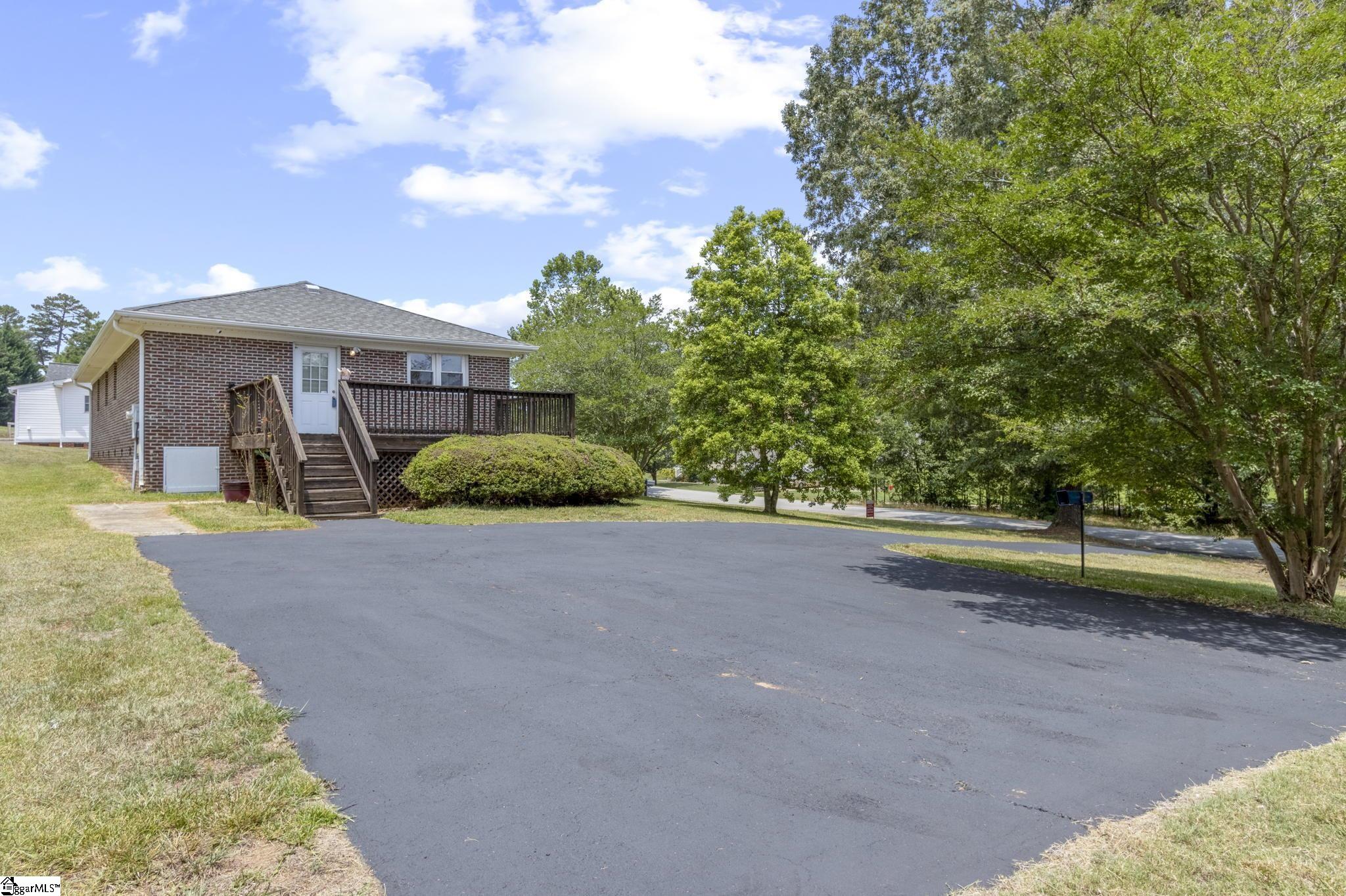 152 Old Locust Hill Road Taylors, SC 29687 - Photo 34 of 36