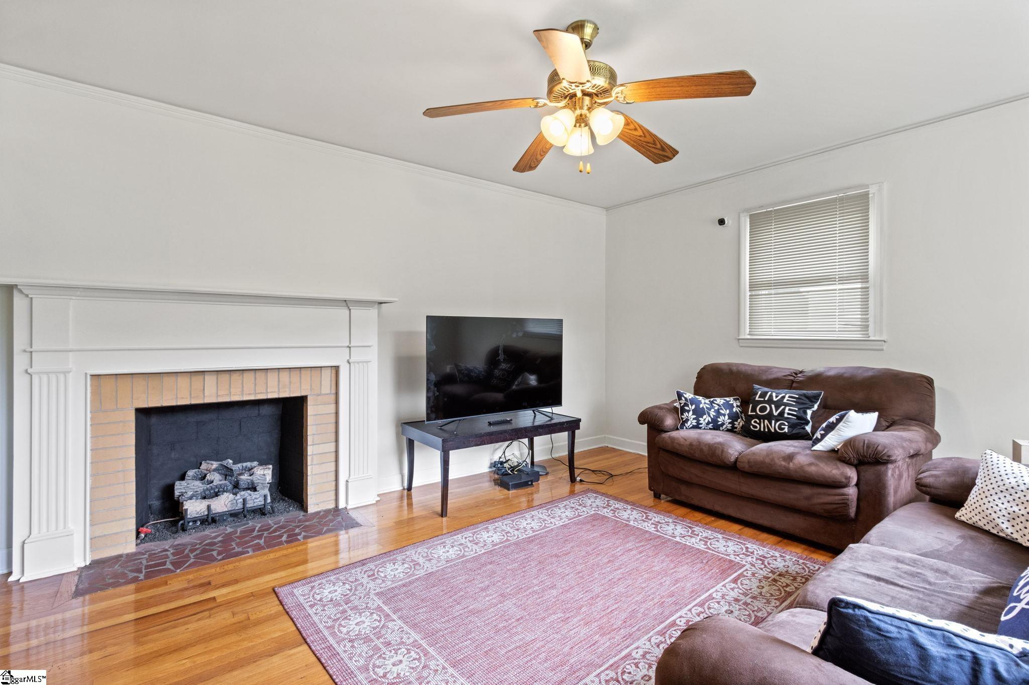 152 Old Locust Hill Road Taylors, SC 29687 - Photo 6 of 36