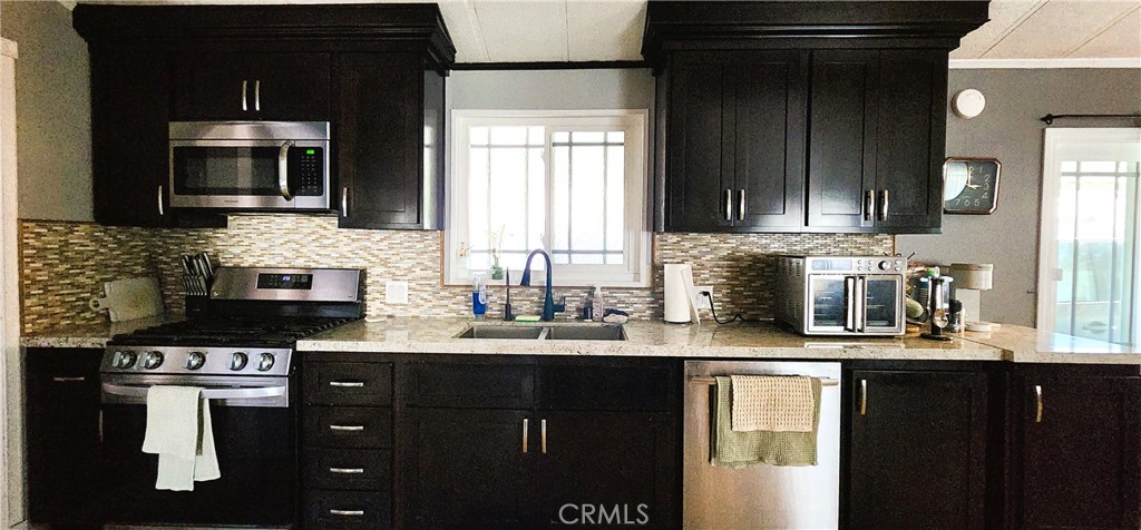 2595 Atlanta, Unit 19 Riverside, CA 92507 - Photo 8 of 25