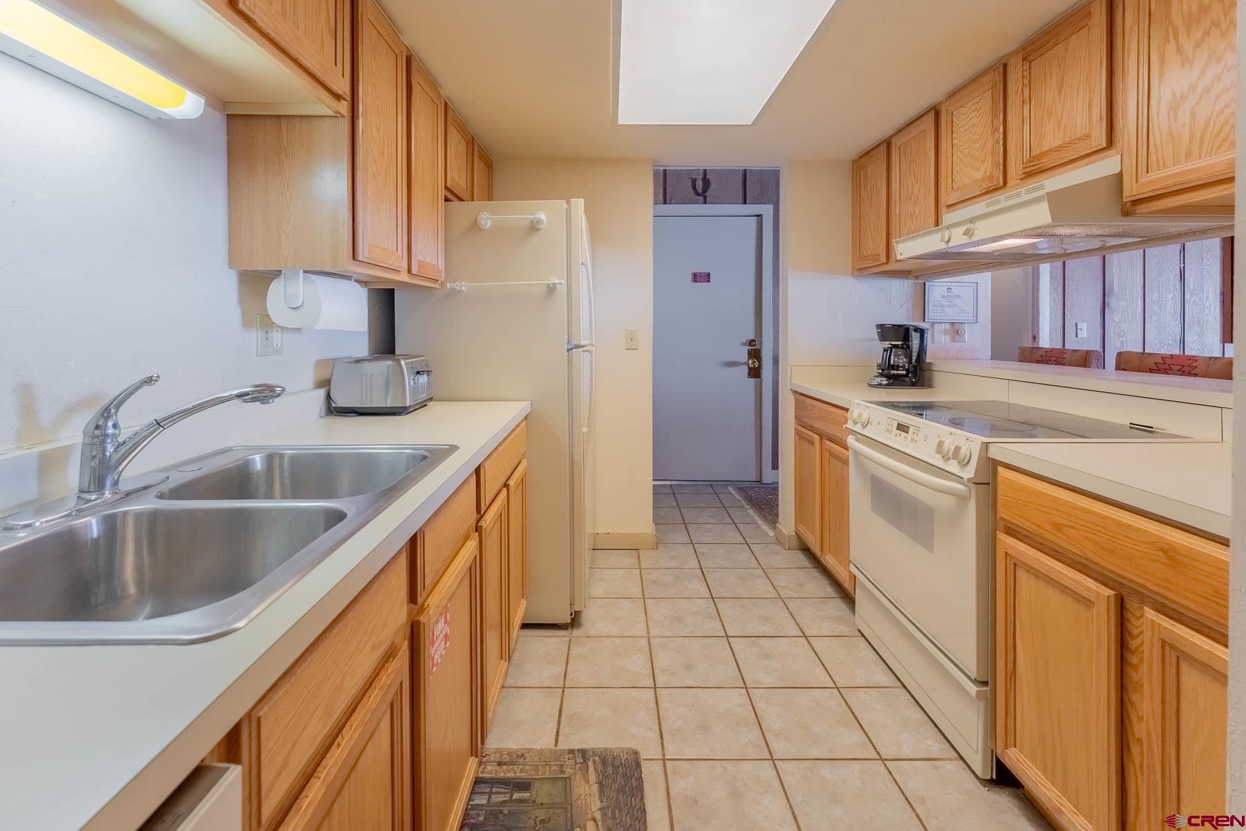 70 Hunter Hill Road, Unit P303 Crested Butte, CO 81225 - Photo 9 of 32 Gallery Image 9