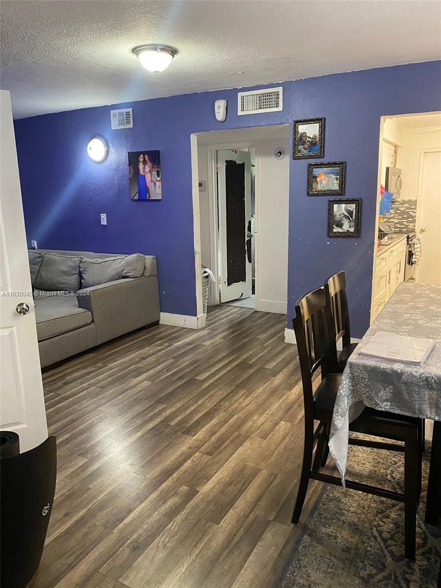 2100 Service Road Opa-Locka, FL 33054 - Photo 3 of 10 Gallery Image 3