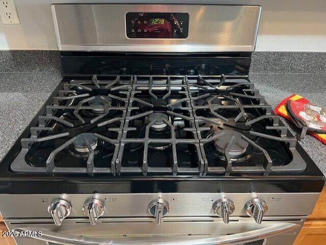 3623 East Charter Oak Road Phoenix, AZ 85032 - Photo 19 of 61 5 gas burner stove