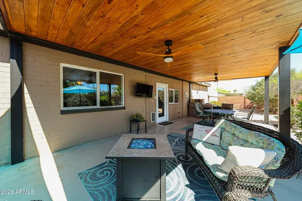 $610,000 | 3623 East Charter Oak Road, Phoenix, AZ 85032