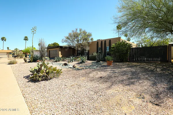 $610,000 | 3623 East Charter Oak Road, Phoenix, AZ 85032