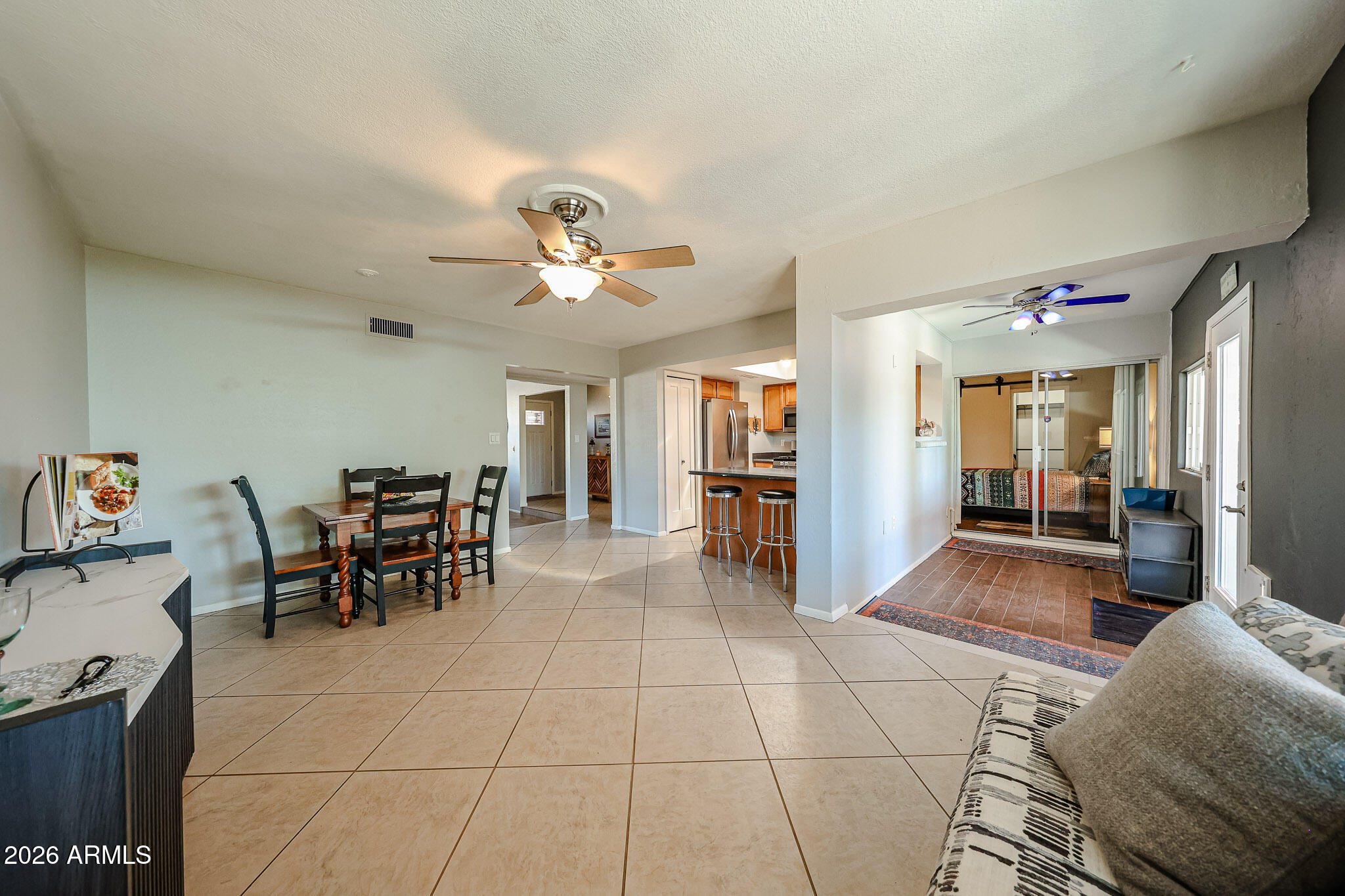 3623 East Charter Oak Road Phoenix, AZ 85032 - Photo 9 of 61 B (22)