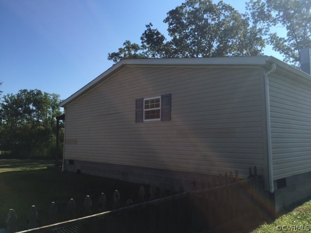 672 Churchville Road West Point, VA 23181 - Photo 3 of 16 Gallery Image 3