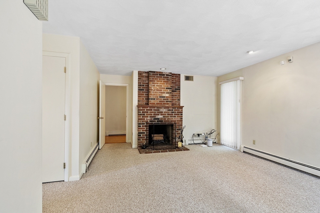 33 Valley Road Southborough, MA 01772 - Photo 11 of 40 Gallery Image 11
