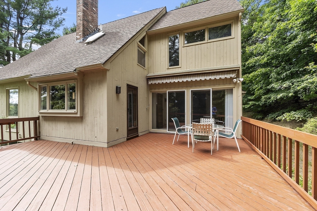 33 Valley Road Southborough, MA 01772 - Photo 17 of 40 Gallery Image 17