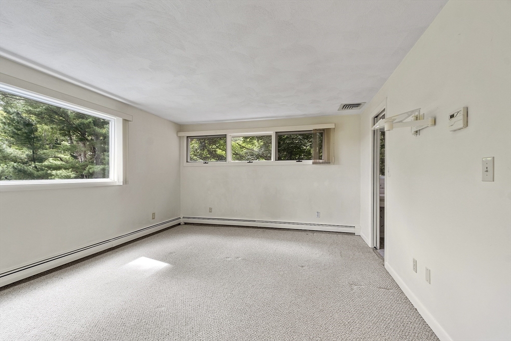 33 Valley Road Southborough, MA 01772 - Photo 22 of 40 Gallery Image 22