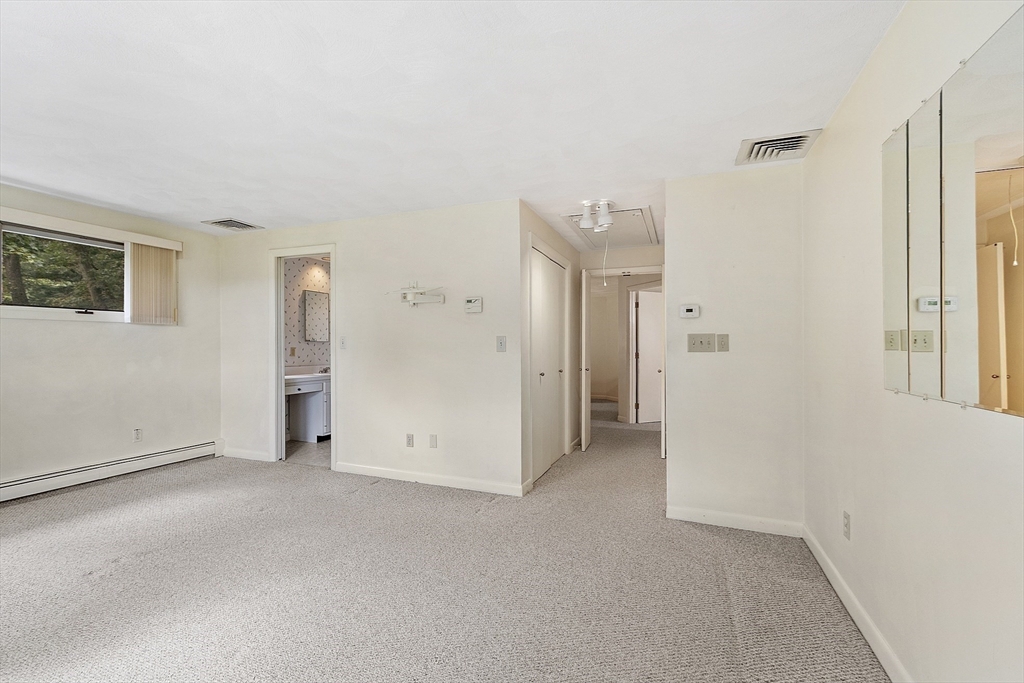 33 Valley Road Southborough, MA 01772 - Photo 23 of 40 Gallery Image 23