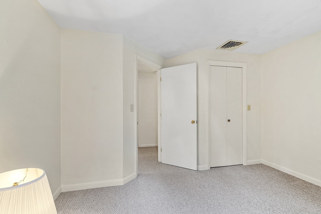 33 Valley Road Southborough, MA 01772 - Photo 27 of 40 Gallery Image 27