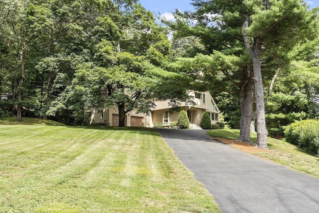 33 Valley Road Southborough, MA 01772 - Photo 39 of 40 Gallery Image 39