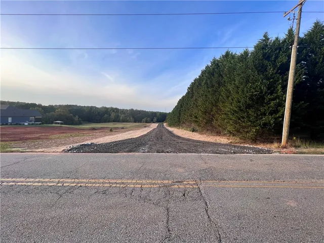 $550,000 | 1308 Breazeale Road, Easley, SC 29640