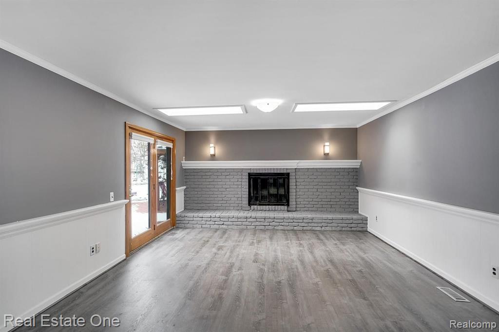 887 Woodridge Court Rochester, MI 48307 - Photo 30 of 39