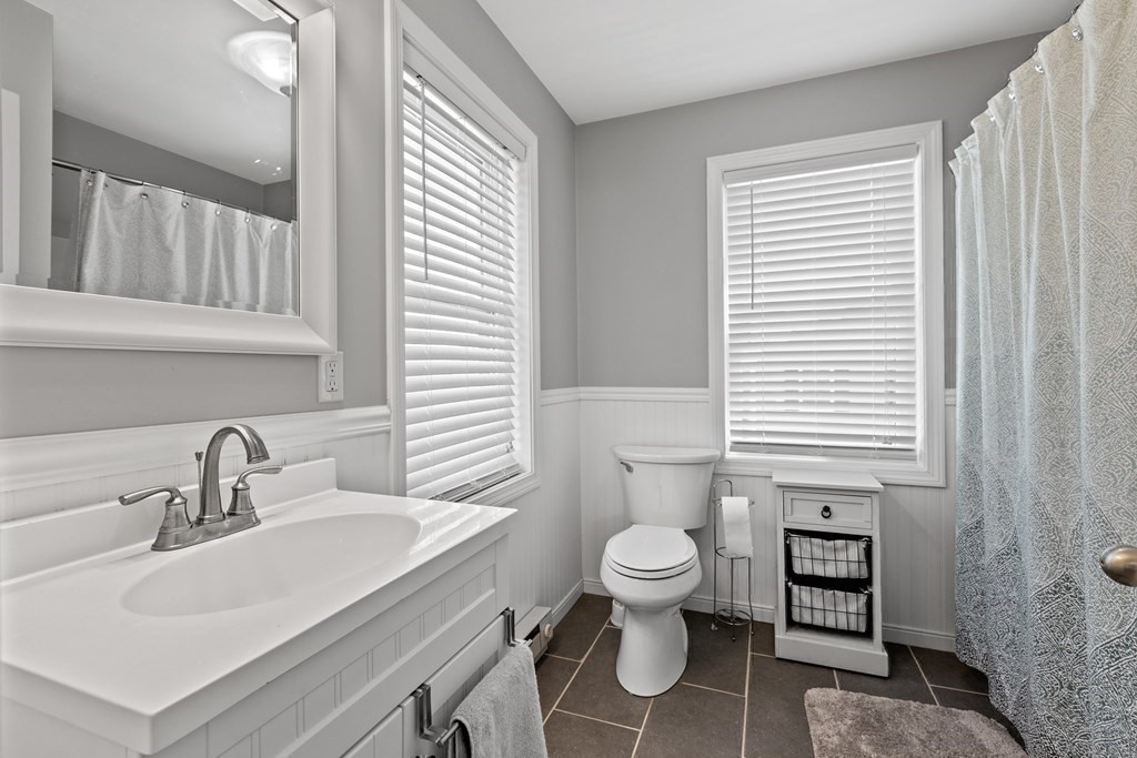 651 Nashua Road Dracut, MA 01826 - Photo 36 of 42