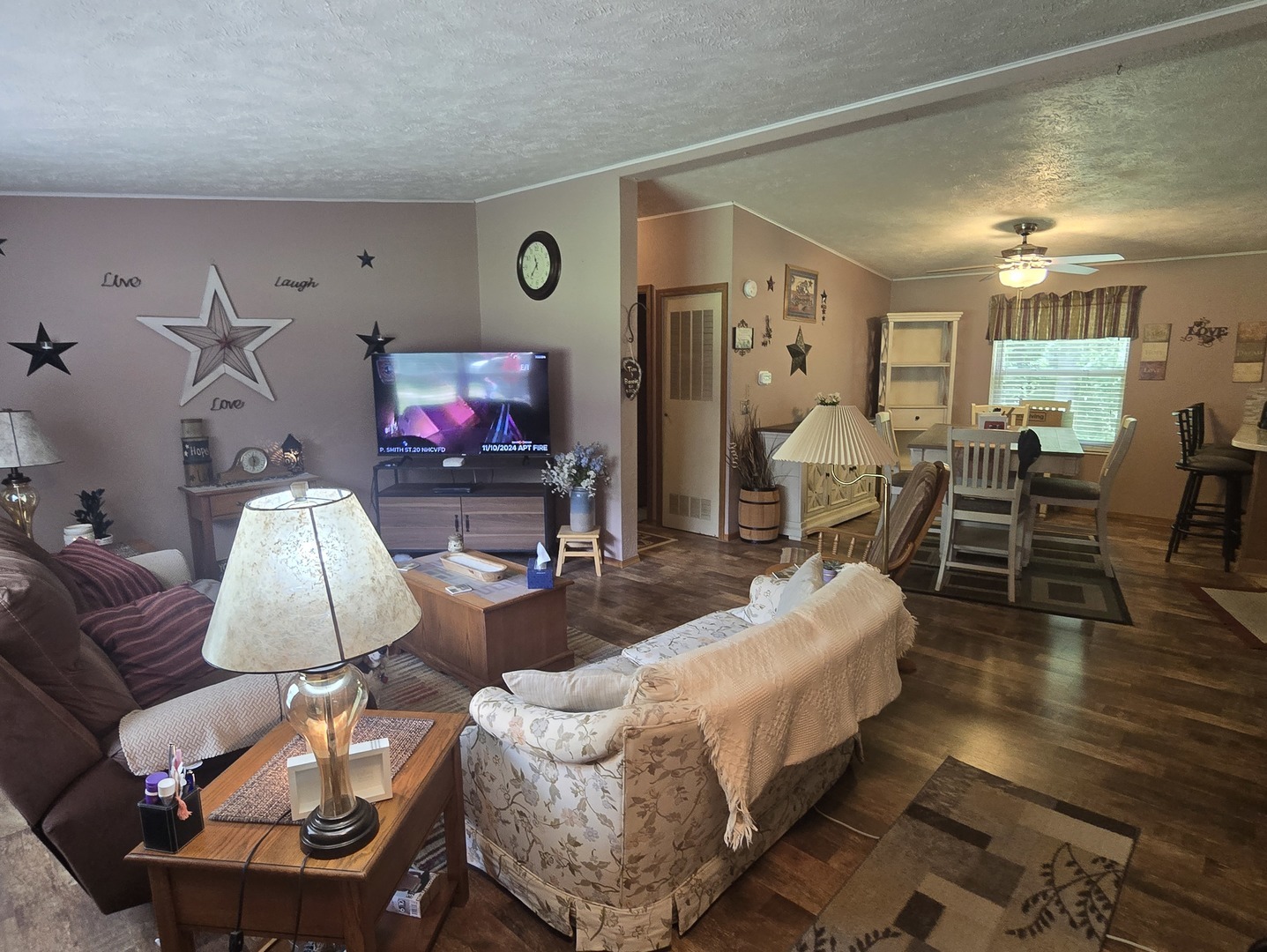 2457 North 41st Road Sheridan, IL 60551 - Photo 2 of 10