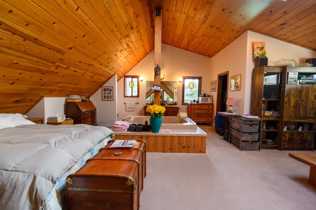 $399,000 | 506 Masonic Lane, Weaverville, CA 96093