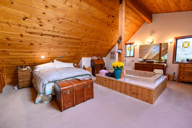 $399,000 | 506 Masonic Lane, Weaverville, CA 96093