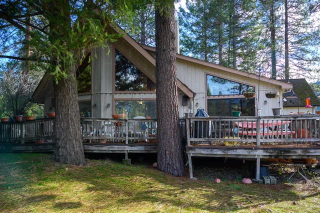 $399,000 | 506 Masonic Lane, Weaverville, CA 96093