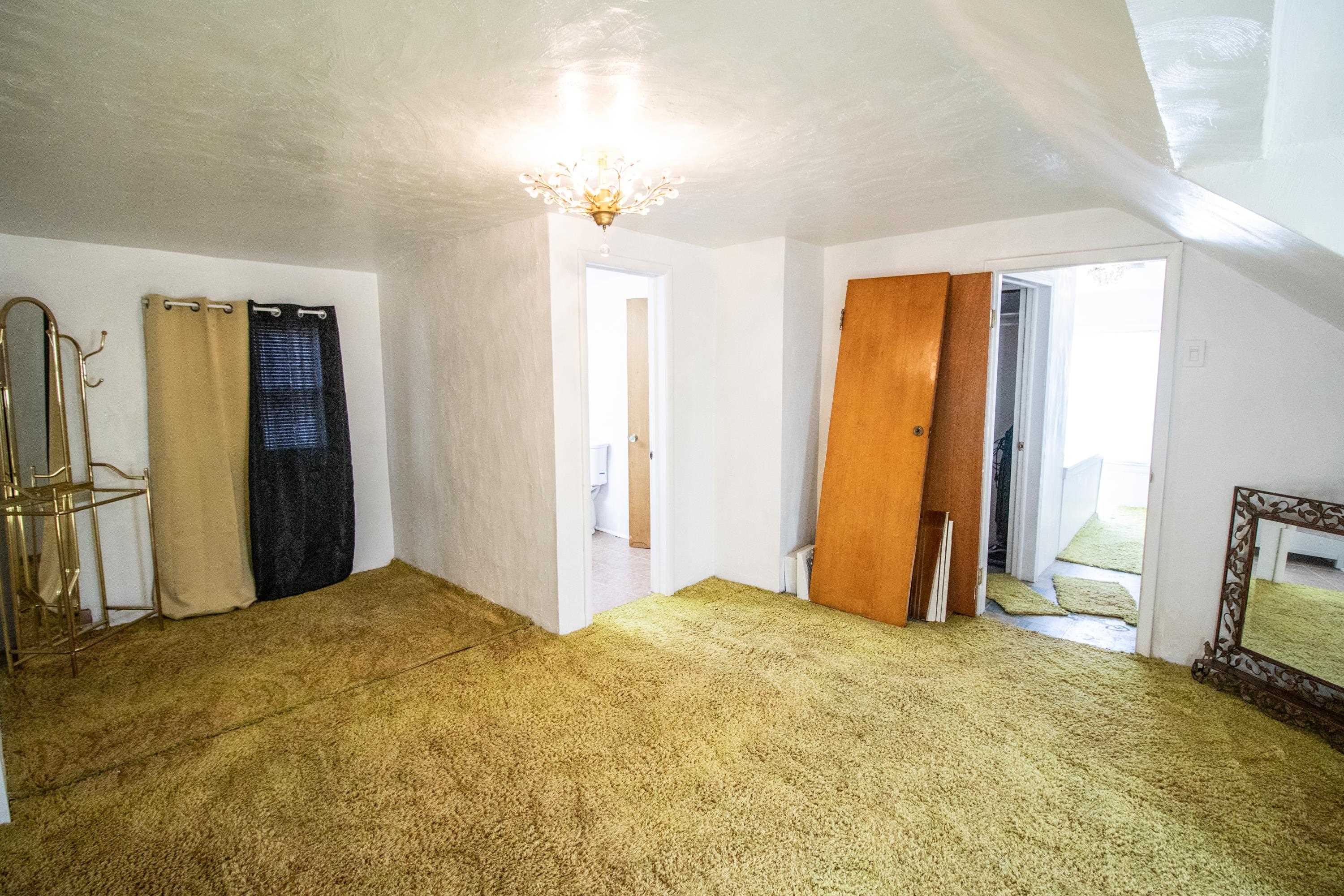 406 West Ridgeway Avenue Flint, MI 48505 - Photo 26 of 37 50133180-2d6832ff-acf7-4020-8ab9-eb0fcb012e08.JPG