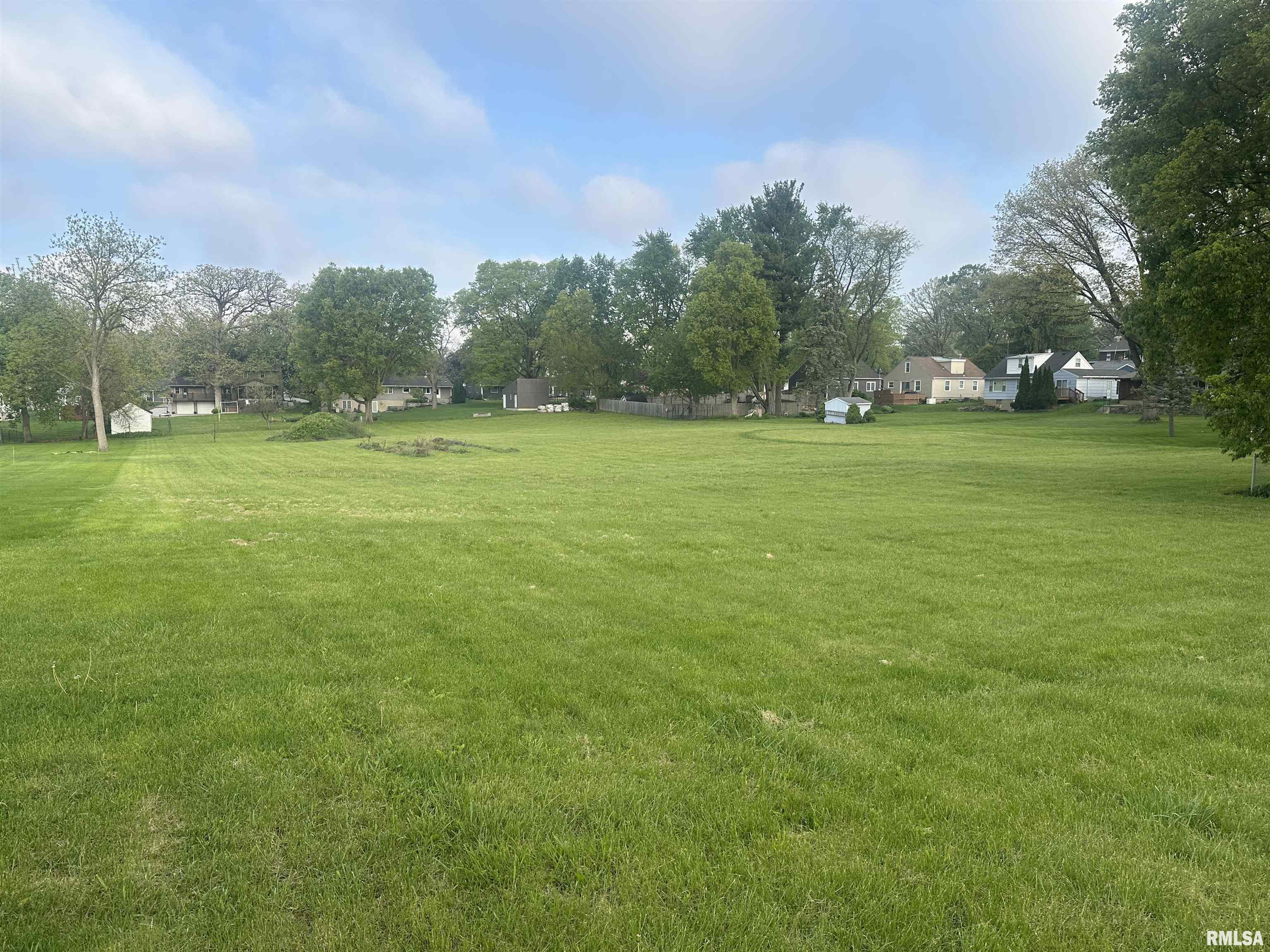 806 South Main Street Eureka, IL 61530 - Photo 3 of 5