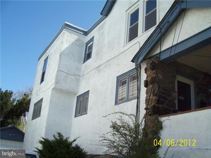 115 Oakley Road Upper Darby, PA 19082 - Photo 2 of 16 Exterior Side