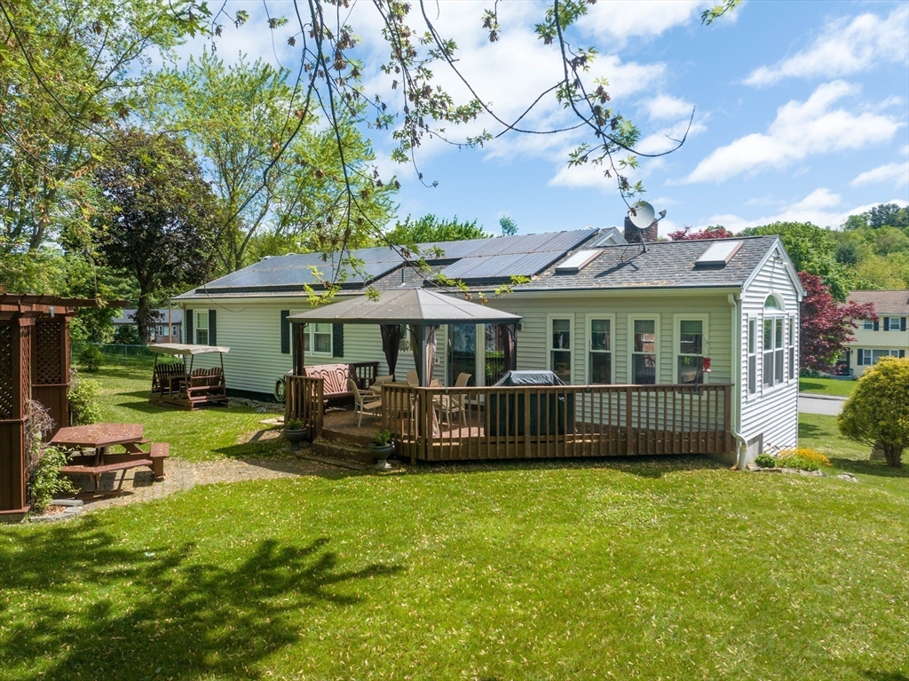12 Old Farm Road Spencer, MA 01562 - Photo 4 of 34 Gallery Image 4