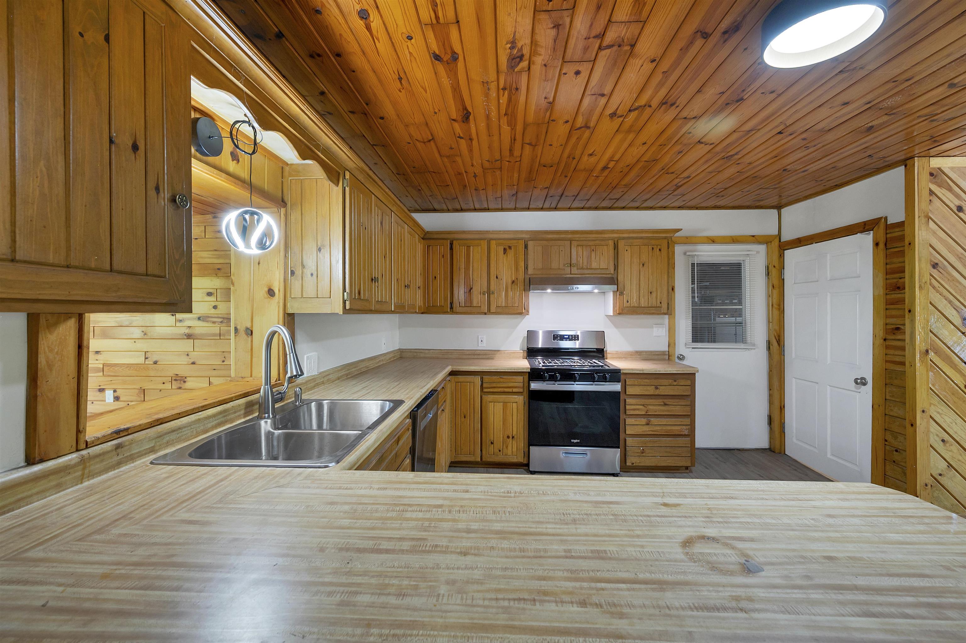 W11252 Pallock Lane Crivitz, WI 54114 - Photo 23 of 55