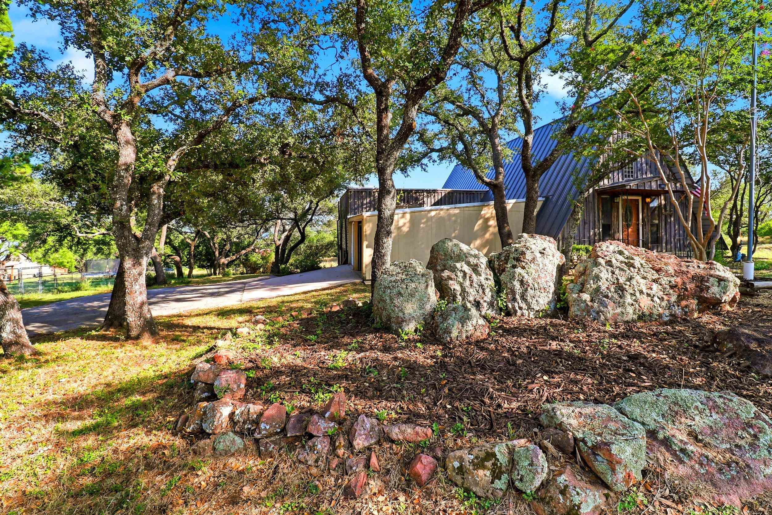 108 Rio Vista Road Burnet, TX 78611 - Photo 6 of 32