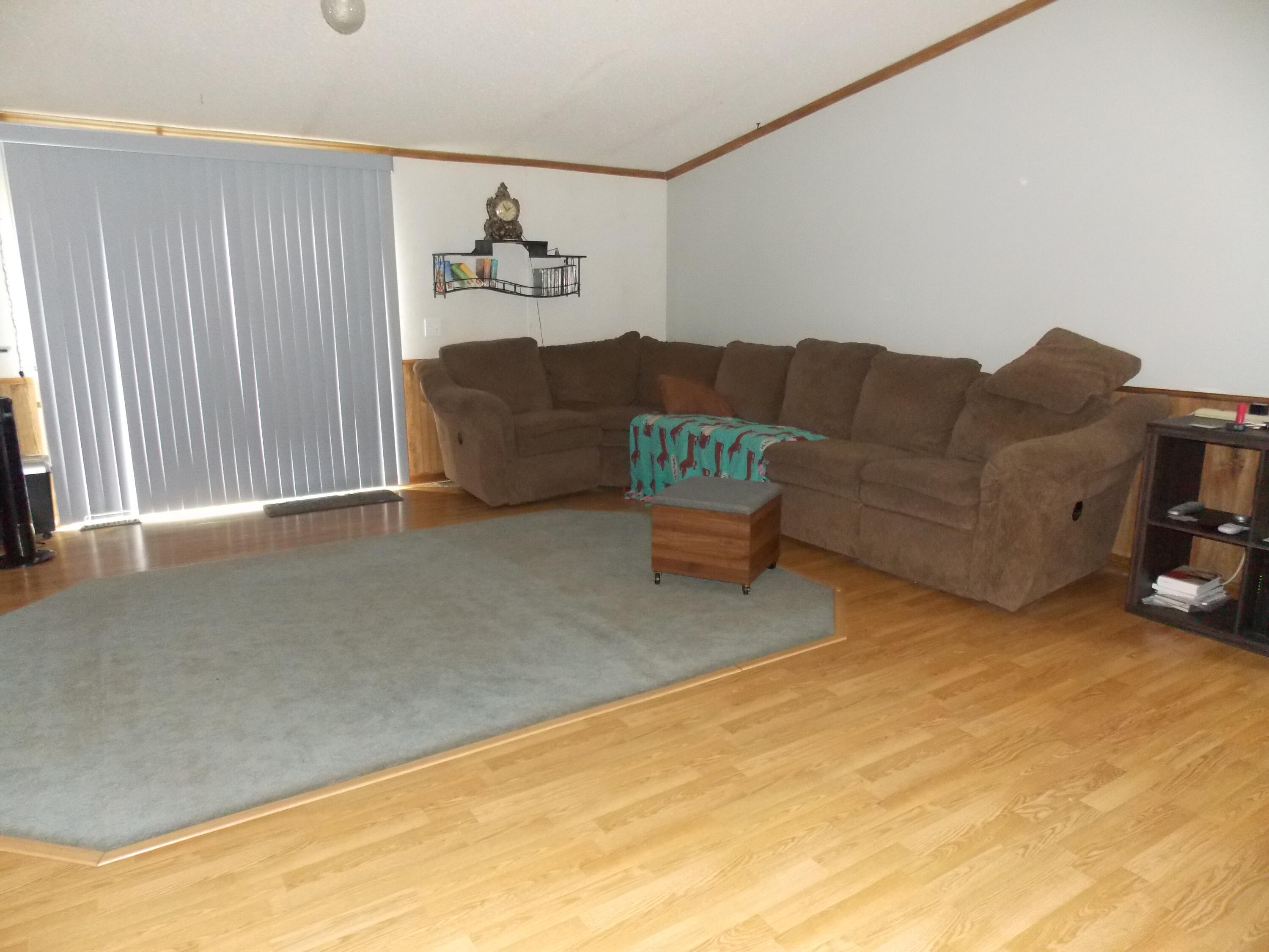28277 Runkle Street Niles, MI 49120 - Photo 5 of 26 DSCN4922