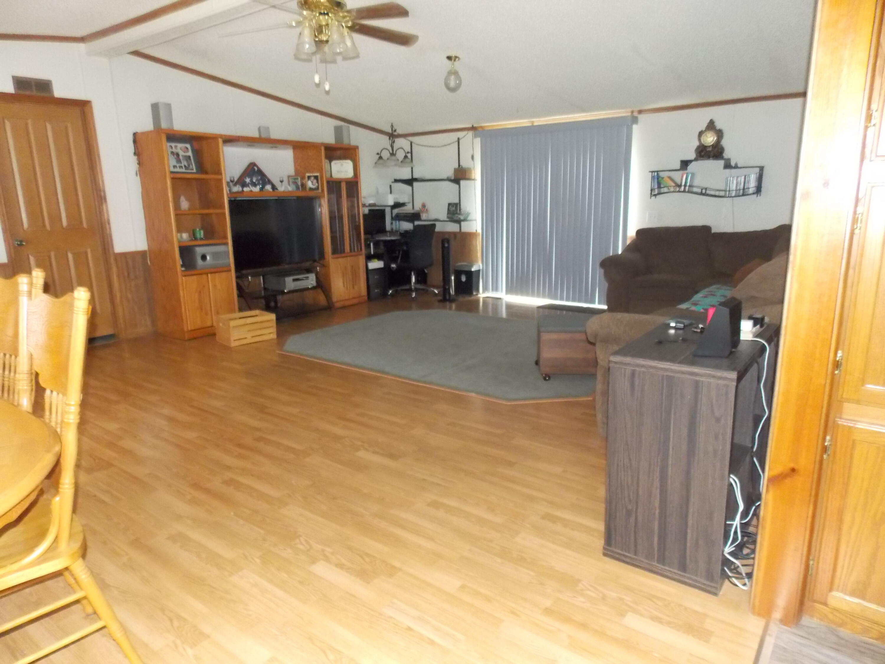 28277 Runkle Street Niles, MI 49120 - Photo 10 of 26 DSCN4920
