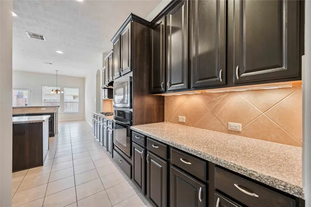 $399,000 | 30715 Eastridge Drive, Spring, TX 77386