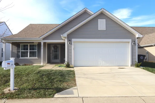 $230,000 | 2015 Red Oak Court, Shelbyville, IN 46176
