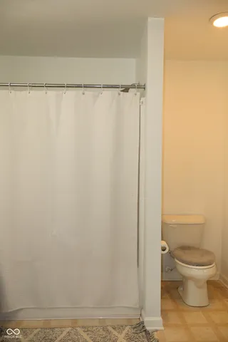 $230,000 | 2015 Red Oak Court, Shelbyville, IN 46176