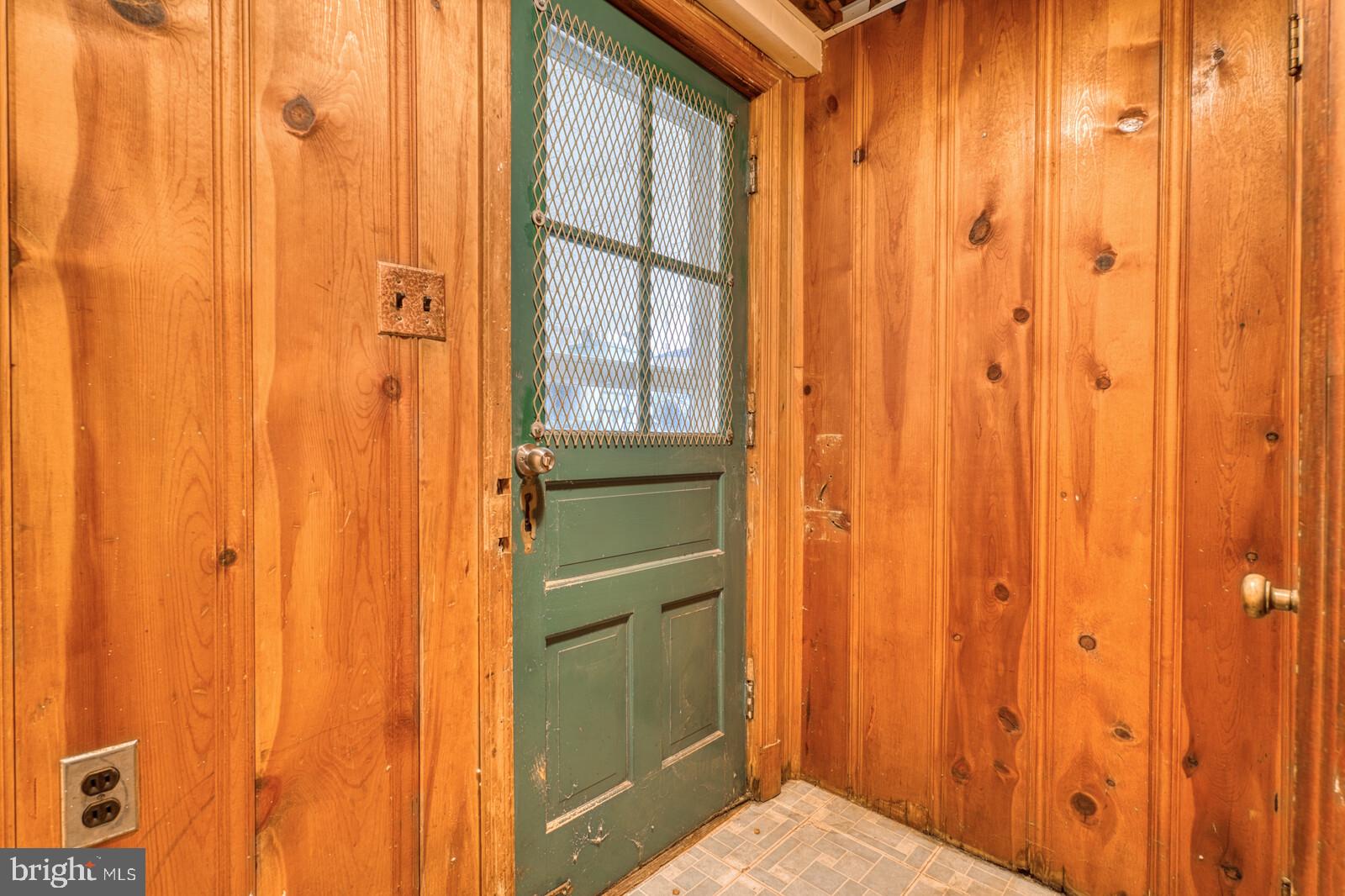 1803 Republic Road Silver Spring, MD 20902 - Photo 37 of 49 Gallery Image 37
