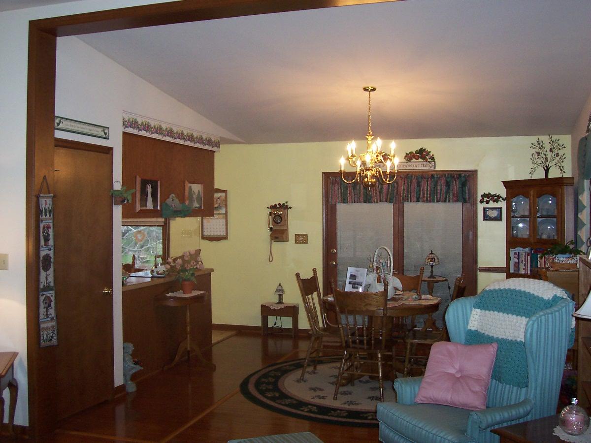 1289 Brick Church Road Rocky Mount, VA 24151 - Photo 3 of 16 Dining Room