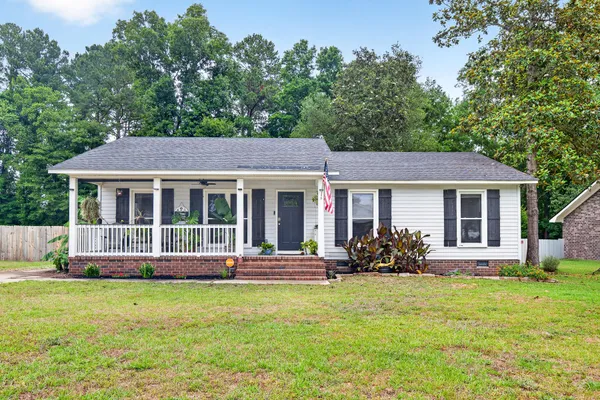 $299,000 | 213 Elm Street, Moncks Corner, SC 29461