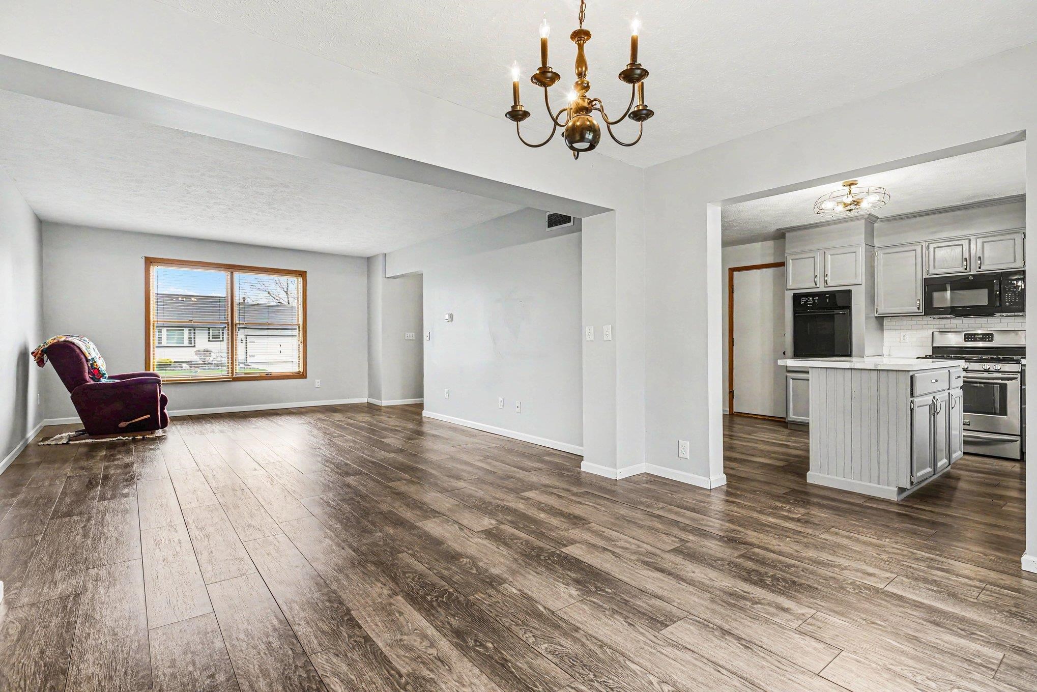 58036 Cobblestone Road Goshen, IN 46528 - Photo 3 of 18