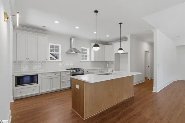 $534,900 | 101 East C Avenue, Easley, SC 29640