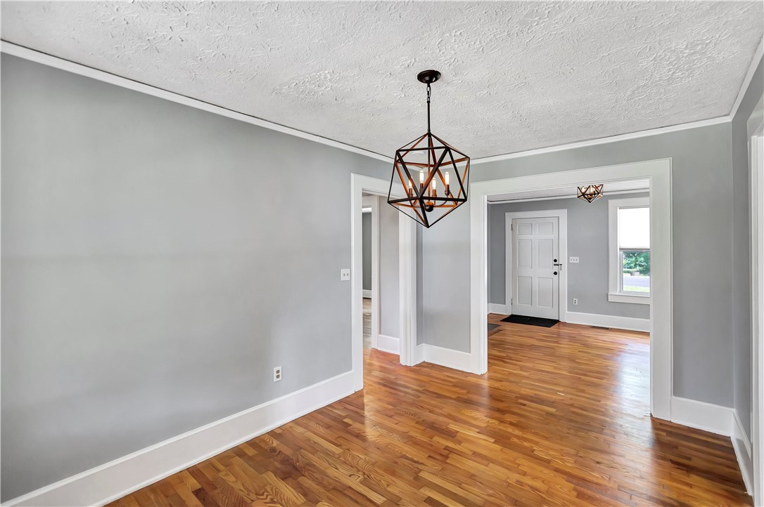27 Spring Street Pelzer, SC 29669 - Photo 8 of 31
