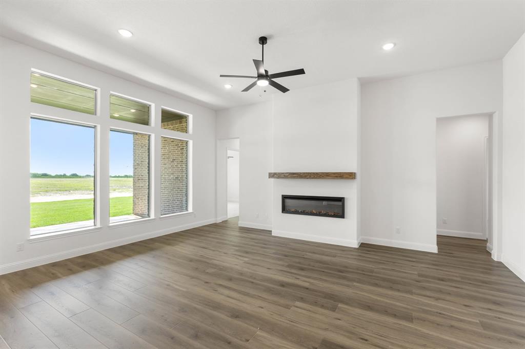 230 Cordillera Lane Red Oak, TX 75154 - Photo 9 of 27 230 Cordillera-Living Room-1