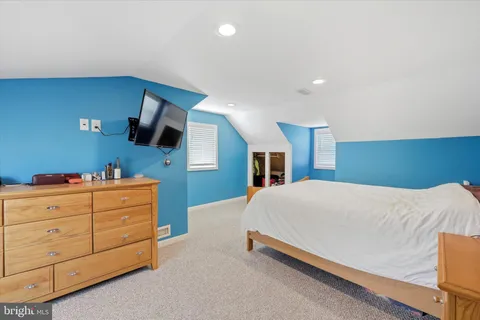 $319,900 | 100 5th Street, Brooklawn, NJ 08030