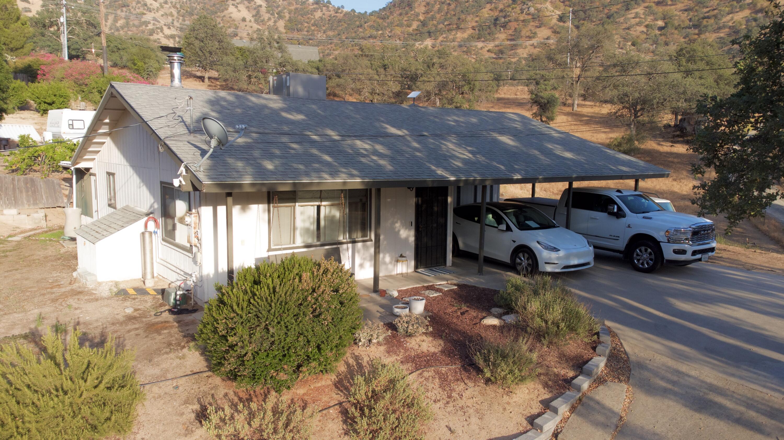 35823 Rio Vista Road Springville, CA 93265 - Photo 7 of 57