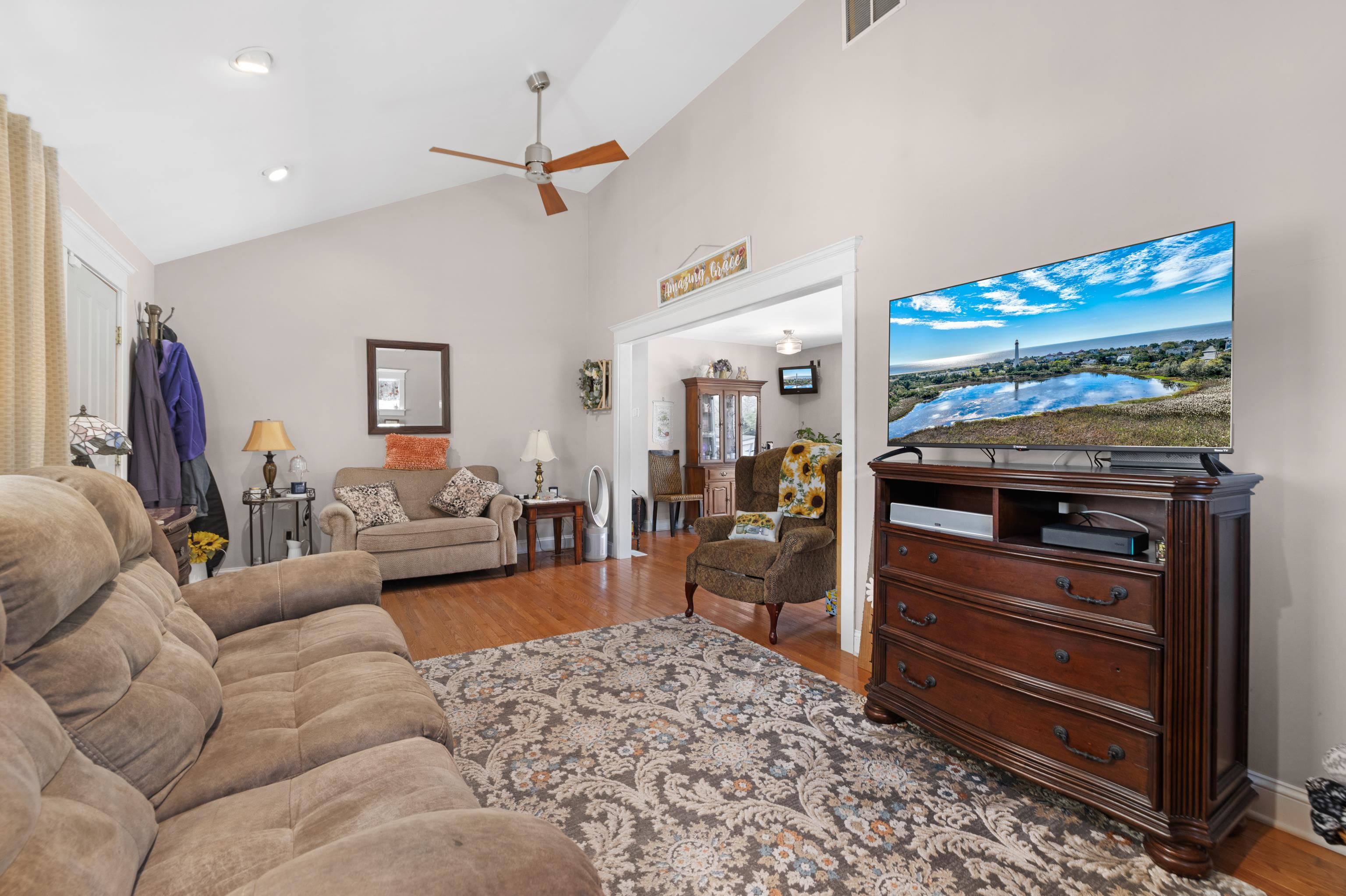 913 Main Street Erma, NJ 08204 - Photo 14 of 33