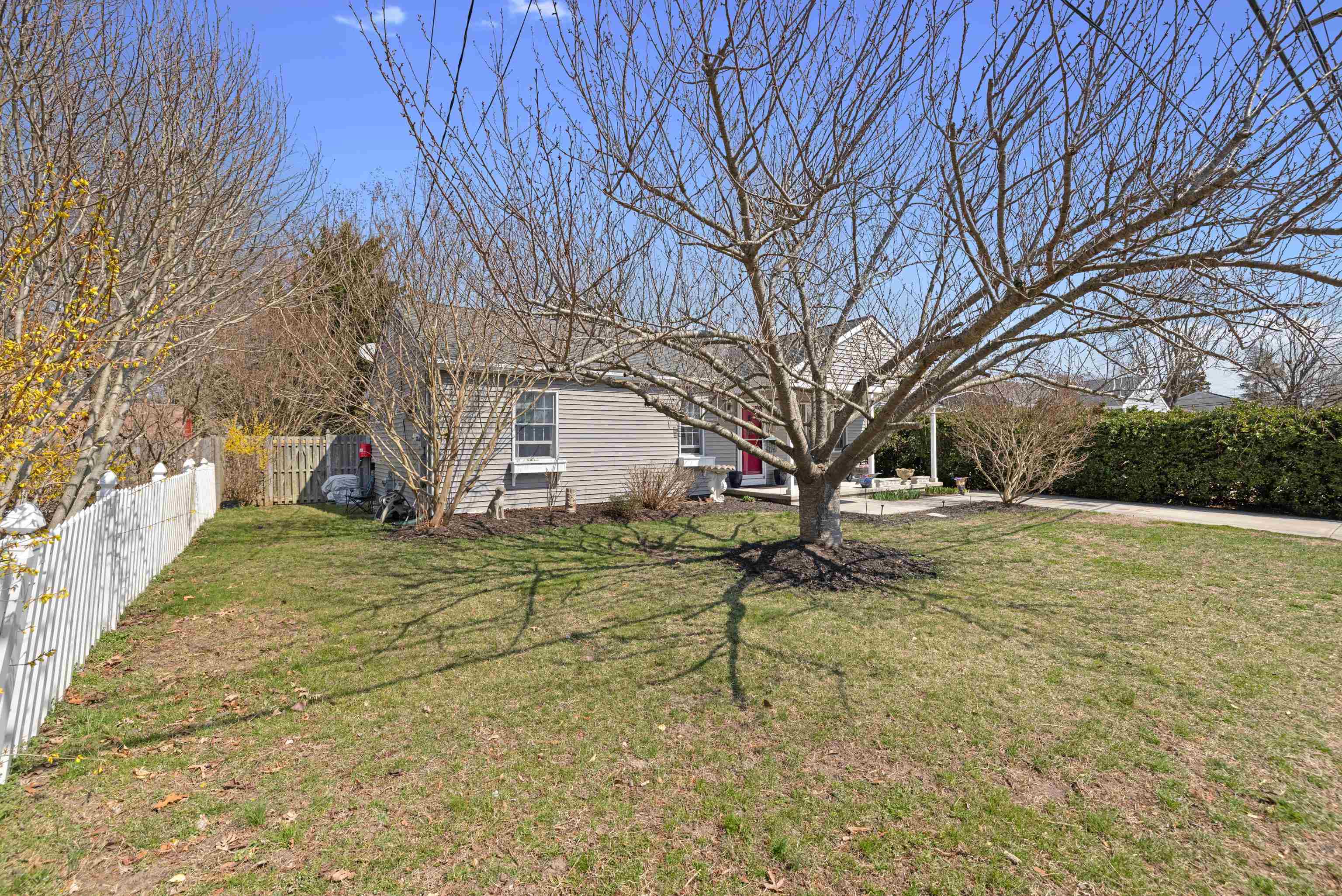 913 Main Street Erma, NJ 08204 - Photo 3 of 33