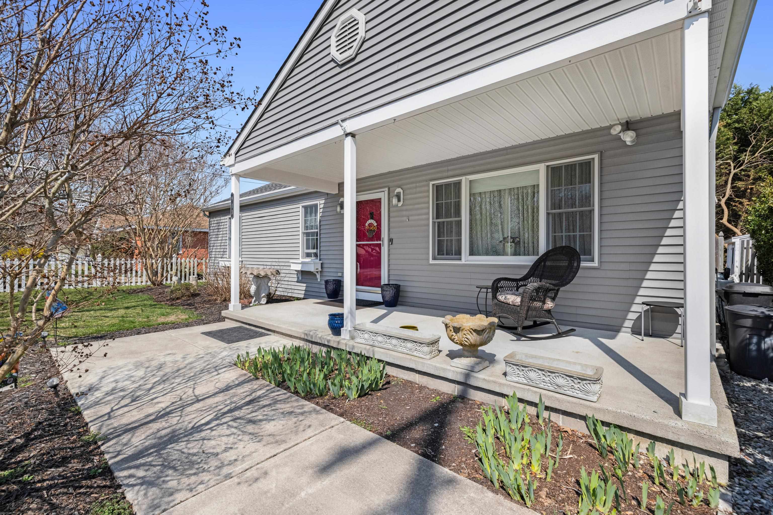 913 Main Street Erma, NJ 08204 - Photo 4 of 33